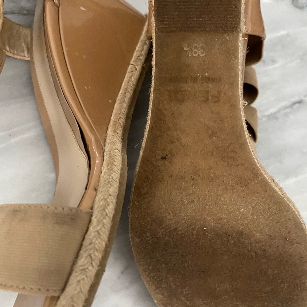 Fendi heeled sandals - Picture 4 of 5